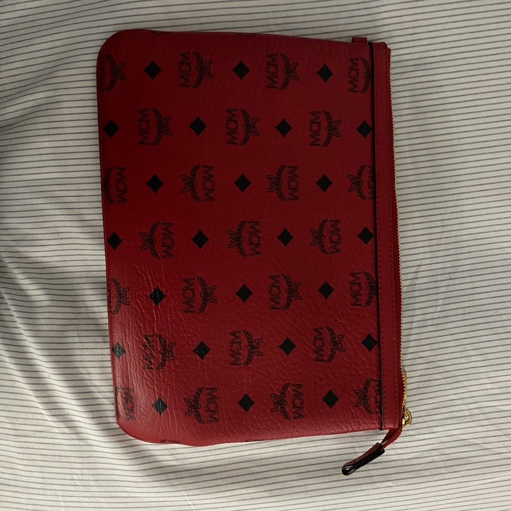 MCM pouch